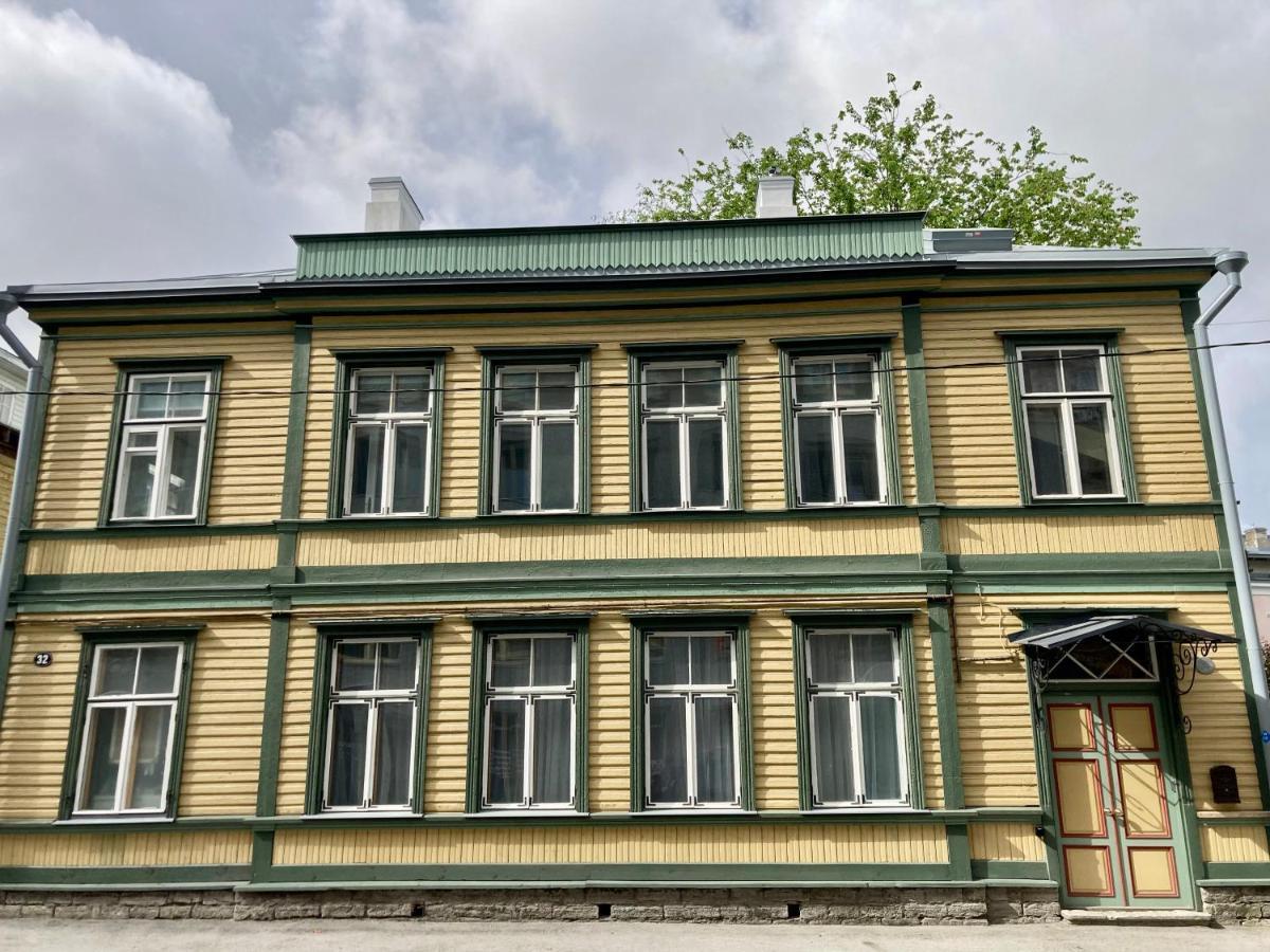 Tatari 32 Rooftop Talin Exterior foto